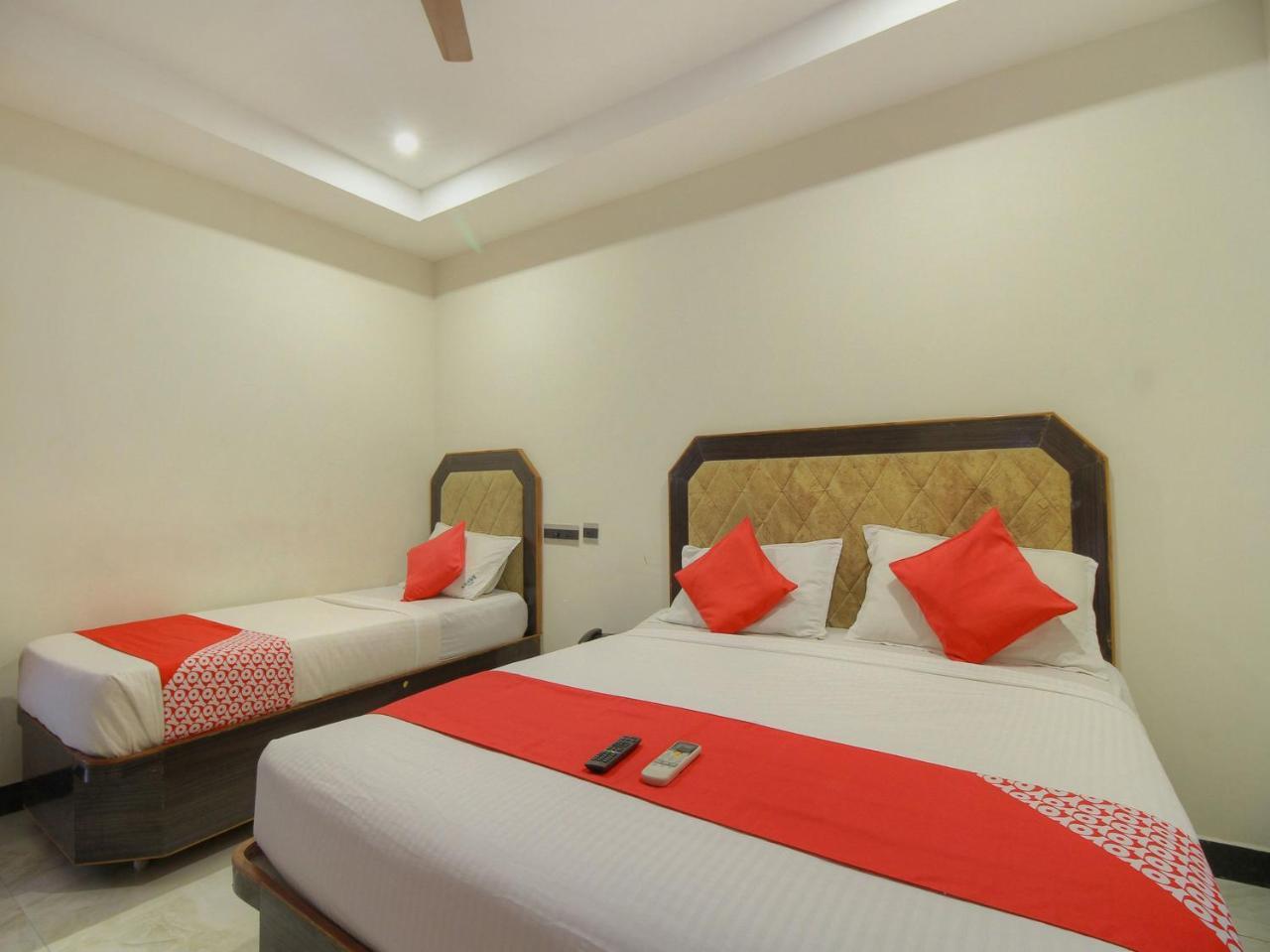Oyo 15948 Hotel Srees Tiruchirappalli Exteriér fotografie
