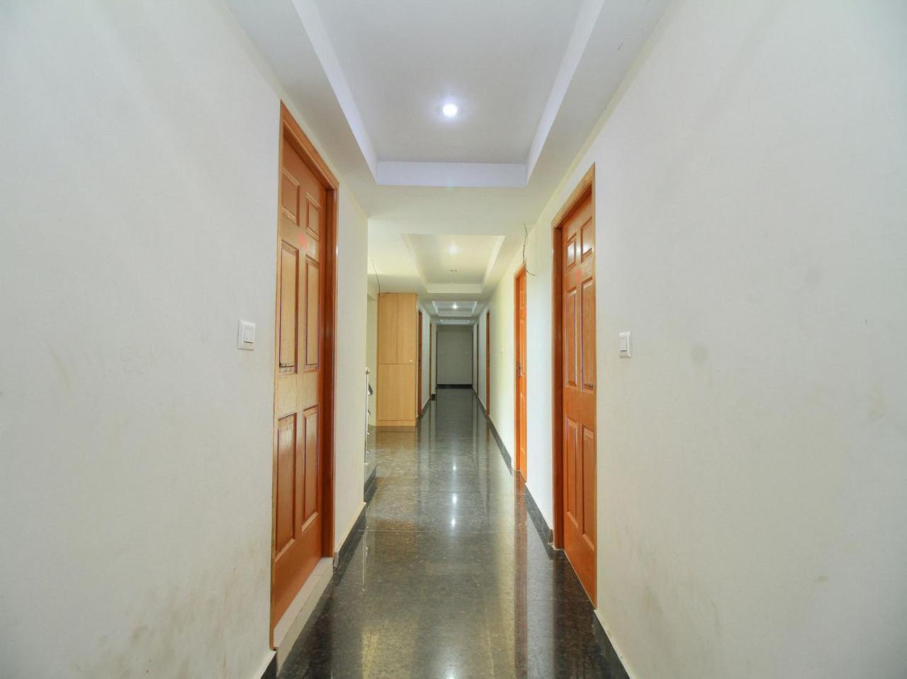 Oyo 15948 Hotel Srees Tiruchirappalli Exteriér fotografie